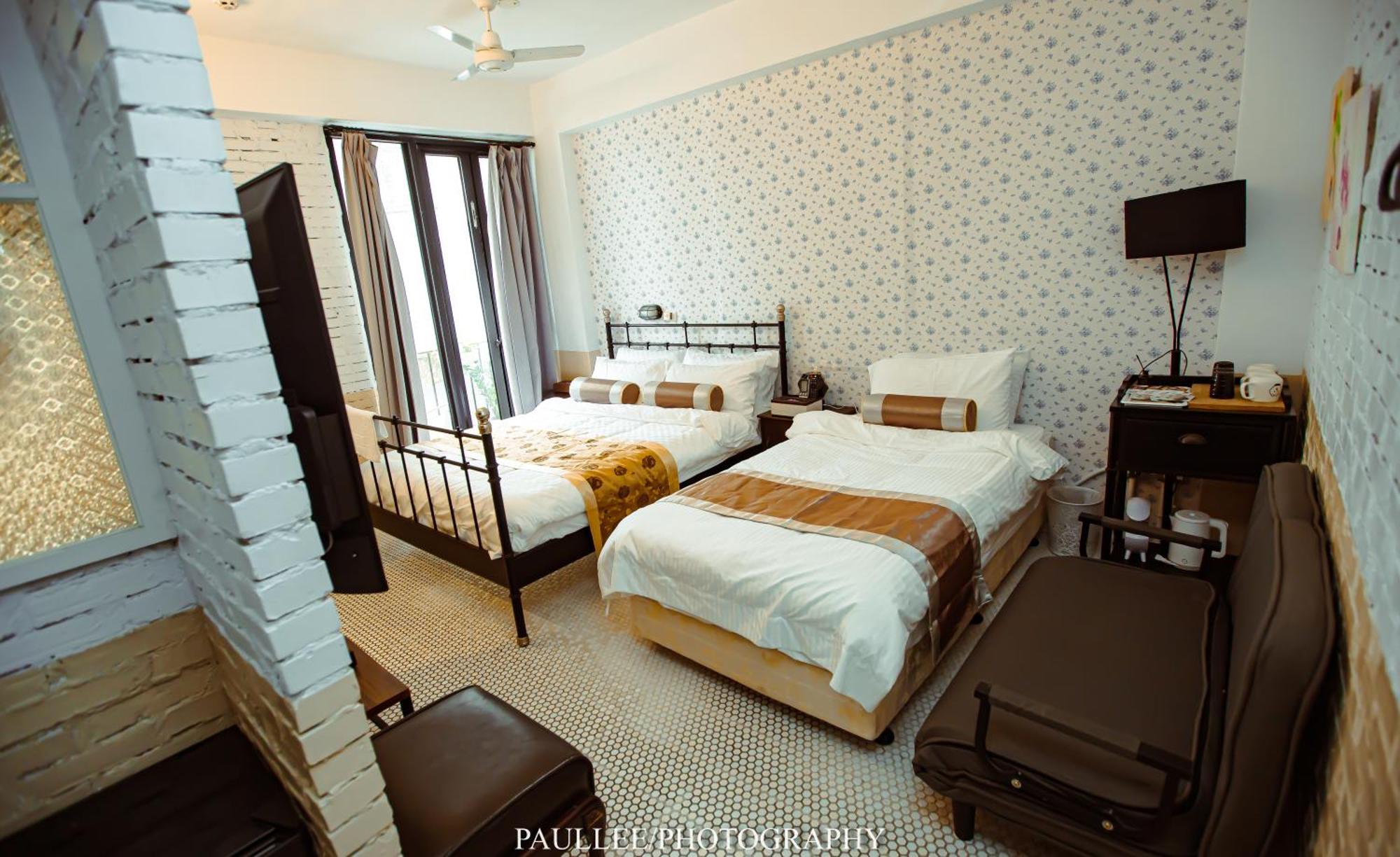 白狗公寓amo B&B市區金三角 東大門夜市 Hualien City Exterior foto