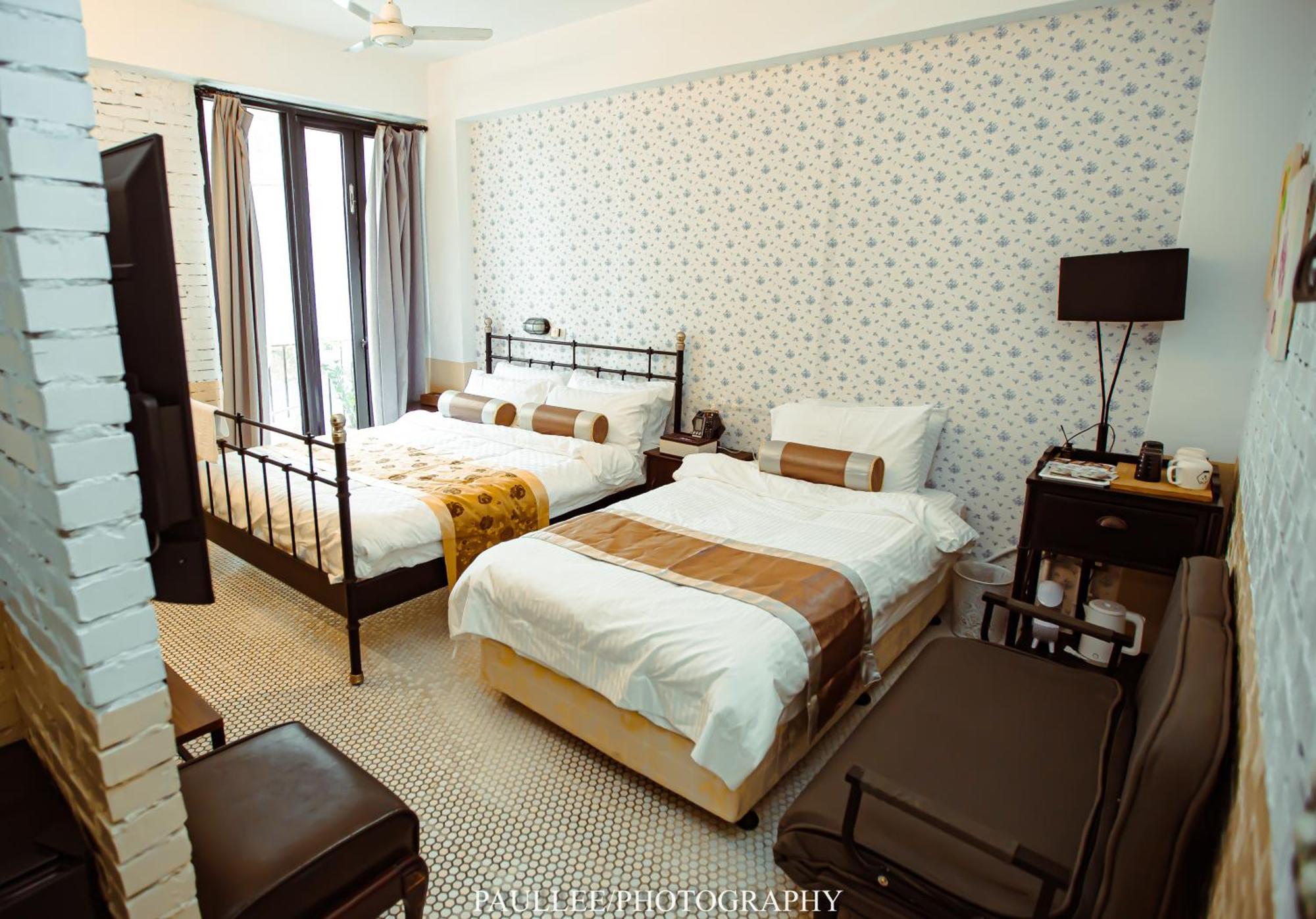 白狗公寓amo B&B市區金三角 東大門夜市 Hualien City Exterior foto