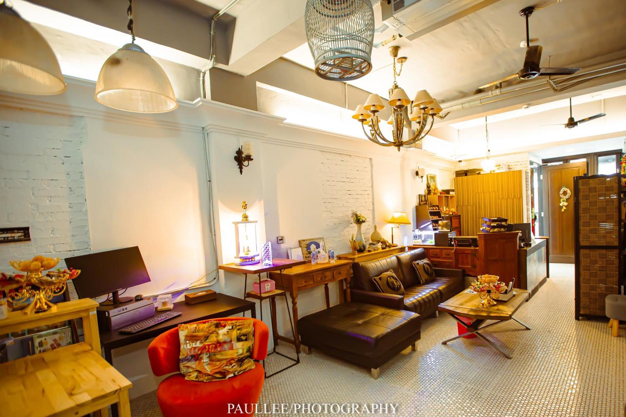 白狗公寓amo B&B市區金三角 東大門夜市 Hualien City Exterior foto